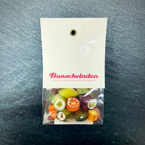 Obstsalat im Schmuckbeutel